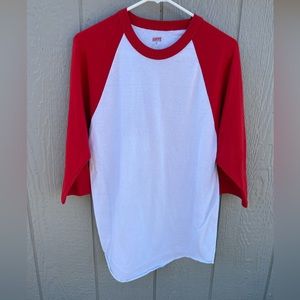 Baseball tee